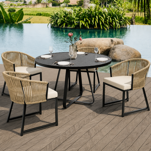Conjunto com Mesa Ripada e 4 Poltronas em Corda Náutica